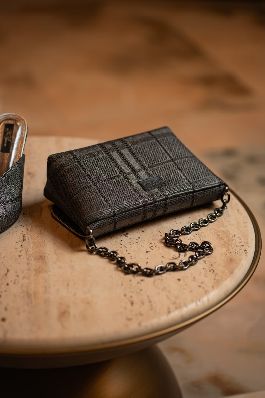 ADELE CLUTCH | Image 3