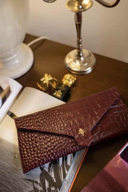 CLUTCH POSH BURGUNDY