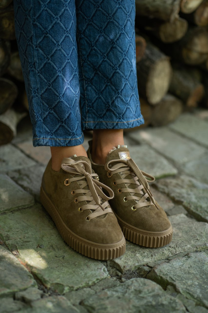 Кеди замшеві коричневі з хутром | Фото 4