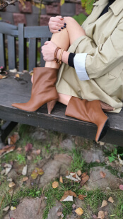Черевики  KHMARA WOODEN HEELS 