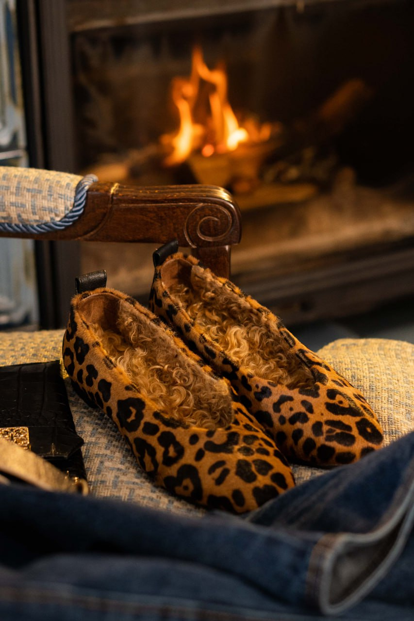 LEO ballet flats
